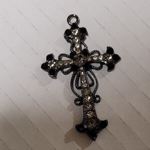 Vintage Black Gem Gothic Cross Pendant